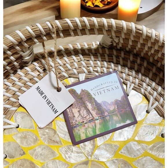 Anthropologie Halinh Rattan & Bamboo Seagrass Round Tray Nacre Base Handmade NWT - Picture 4 of 8